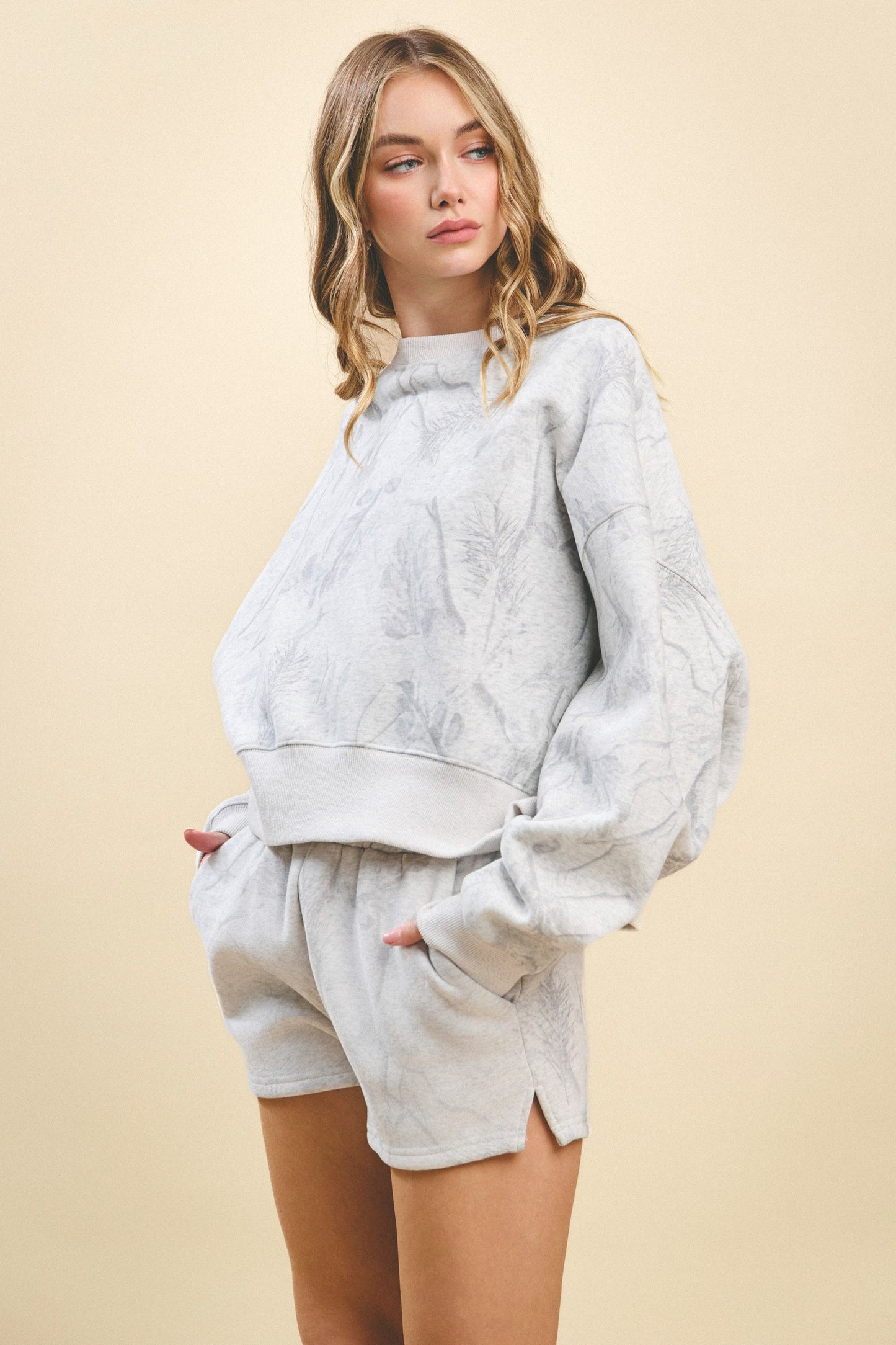 Camouflage Print Dropped Shoulders Sweatshirt