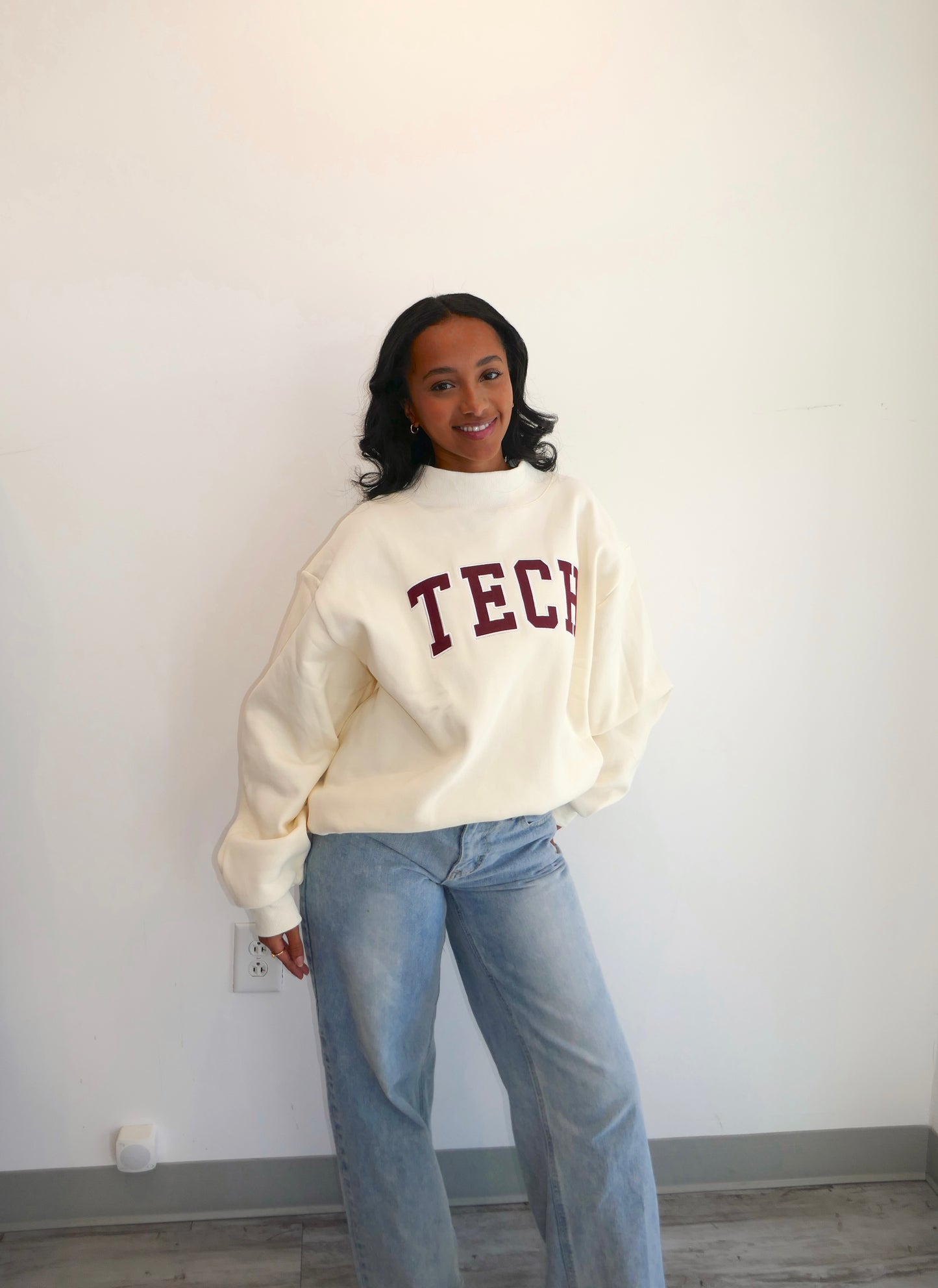 Cream/Maroon Tech Mockneck